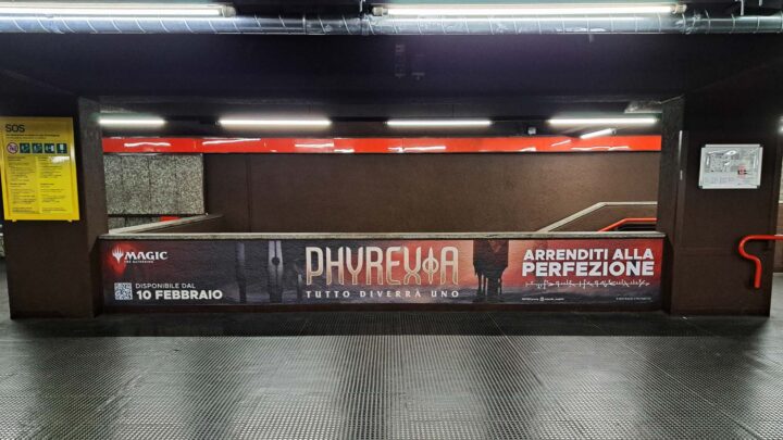 Phyrexia - In metro